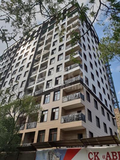 Продаю квартиру 2-ком., 81кв. м., этаж - 7/10, Чуй-Алмаатинская.