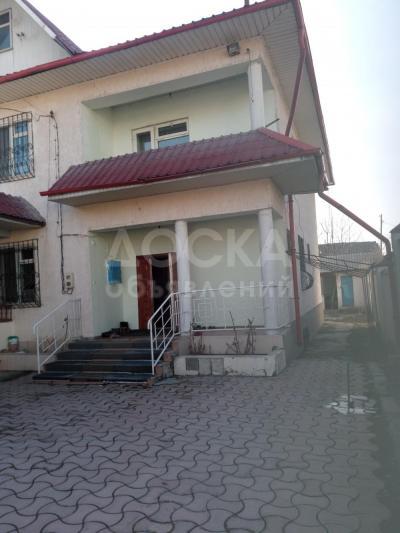 Продаю дом 6-комнатную 191кв. м., этаж-2, 5-сот., стена кирпич, ул.Купянская/Гагарина.