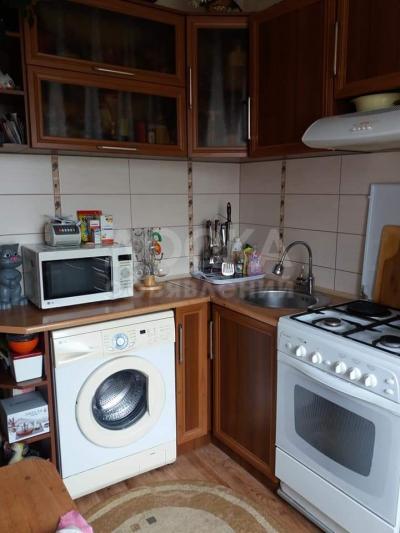 Продаю 3-комнатную квартиру, 62 кв.м.кв. м., этаж - 5/5, 10 мкр..
