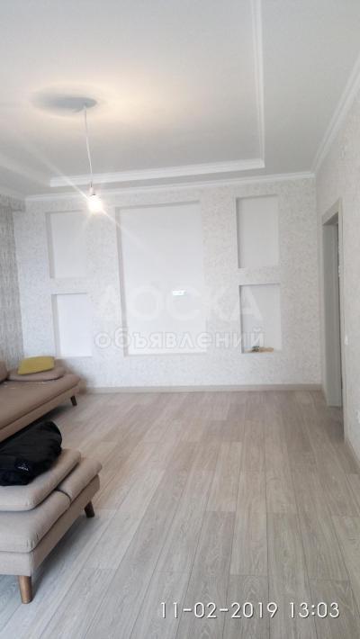 Продаю 2-комнатную квартиру, 80кв. м., этаж - 7/10, ул.Абая/Горького.