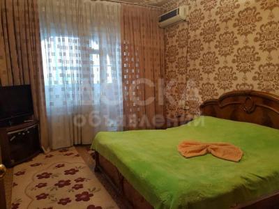 Сдаю 2-комнатную квартиру, 70кв. м., этаж - 8/9, Советская/Боконбаева (КВАРТИРА ПОСУТОЧНО).