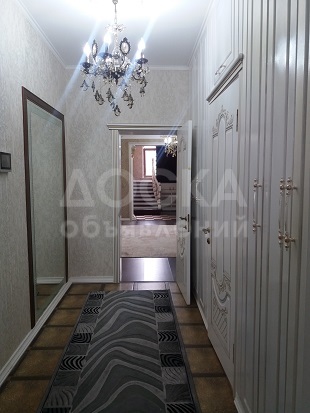 Продаю дом 5-комнатную 280кв. м., этаж-2, 4-сот., стена кирпич, Сроч прод шикарн 2х этаж дом с мебелью.Арча Бешик. .