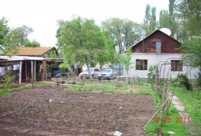Продаю дом 6-комнатную 120кв. м., этаж-1, 16-сот., стена кирпич, Новопокровка.