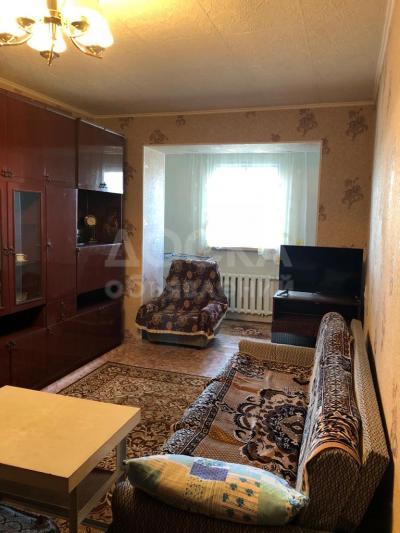 Продаю 2-комнатную квартиру, 45кв. м., этаж - 3/3, Срочно!! Серегина, р/н Фучика/Береговая, индив, хор.сост..