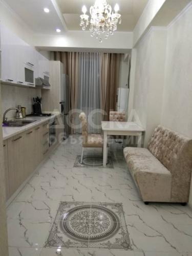 Продаю квартиру 3-ком., 107кв. м., этаж - 10/10, ул. М.Гвардия/Фрунзе.