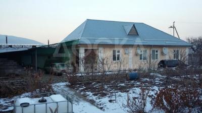 Продаю дом 5-комнатную 150кв. м., этаж-1, 9-сот., стена кирпич, село Байтик.