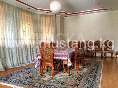 Сдаю дом 7-ком., 300кв. м., этаж-2, 5-сот., стена кирпич, Карла Маркса Медерова.