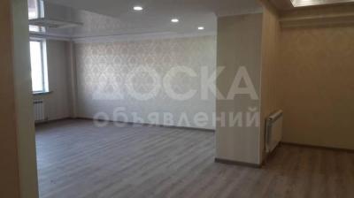 Продаю 3-комнатную квартиру, 135кв. м., этаж - 2/10, Средний Джал.