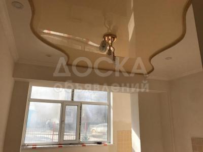 Продаю 1-комнатную квартиру, 40кв. м., этаж - 1/10, 12 мкр.