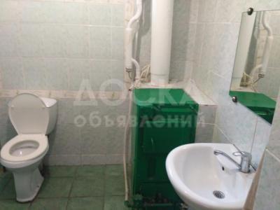 Продаю полдома 4-комнатную 62кв. м., этаж-1, 3,4-сот., стена саман, Переулок январский 13.