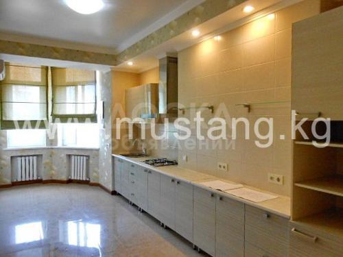 Продаю квартиру 3-ком., 115кв. м., этаж - 5/10, Манаса Рыскулова.