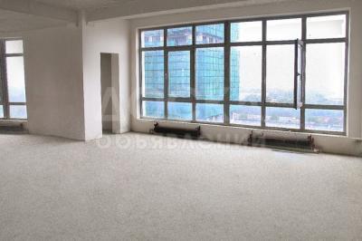Продаю 4-комнатную квартиру, 154кв. м., этаж - 10/10, $600/m2.