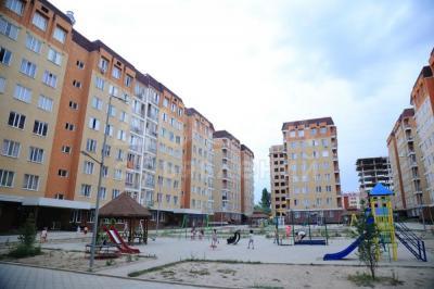 Продаю квартиру 3-ком., 85кв. м., этаж - 5/8, Мкр Тунгуч Исакеева 2 а.