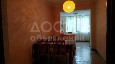 Продаю 3-комнатную квартиру, 80кв. м., этаж - 1/5, Бостери.