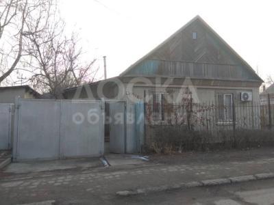 Продаю дом 4-комнатную 60кв. м., этаж-1, 6-сот., стена кирпич, ж/м Красный Строитель. ул Адырская.