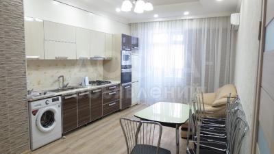 Сдаю 2-комнатную квартиру, 60кв. м., этаж - 7/10, Московская-Уметалиева.