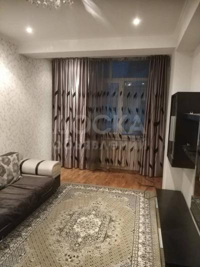 Продаю 1-комнатную квартиру, 43кв. м., этаж - 2/10, Айни-Душанбинка.