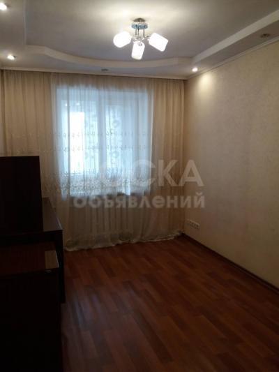 Продаю 4-комнатную квартиру, 77кв. м., этаж - 5/5, проспект Чуй магазин "Люкс".