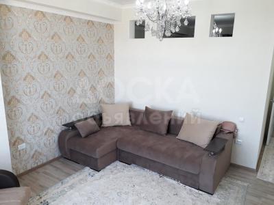 Продаю 2-комнатную квартиру, 47кв. м., этаж - 7/10, в районе Чуй / Алматинка.