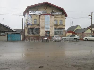 Продаю здание 1300м2кв. м., по Алматинской .