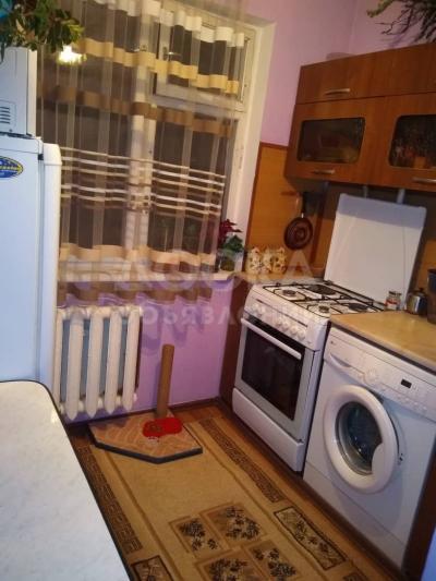 Продаю 2-комнатную квартиру, 44кв. м., этаж - 3/4, Суеркулова/Советская, 9мкр.