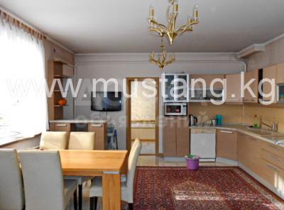 Сдаю дом 7-ком., 783кв. м., этаж-3, 18-сот., стена кирпич, ВДНХ Ул.Семетей.