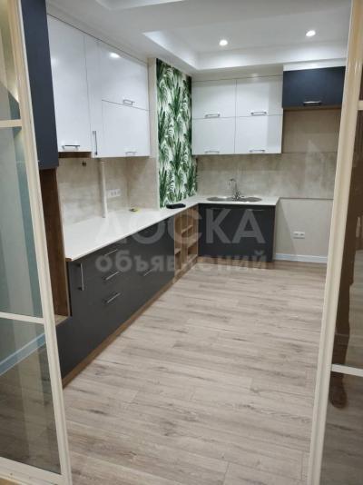 Продаю 2-комнатную квартиру, 54кв. м., этаж - 3/9, Уметалиева-Жибек-жолу Оомат.