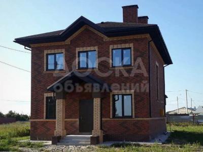 Продаю дом 6-ком., 200кв. м., этаж-2, 24-сот., стена кирпич, ЖМ " Ынтымак".