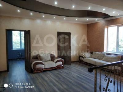 Продаю дом 6-ком., 350кв. м., этаж-2, 9-сот., стена кирпич, с.Кок-жар 9 соток Дом с ЕвроРемонтом.