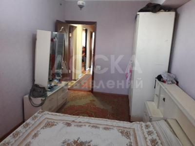 Продаю 3-комнатную квартиру, 70кв. м., этаж - 5/5, Срочно!! 8мкр, индив, хор.сост..