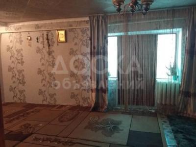 Продаю дом 5-комнатную 135кв. м., этаж-1, 9,5-сот., стена саман, Северная 139.