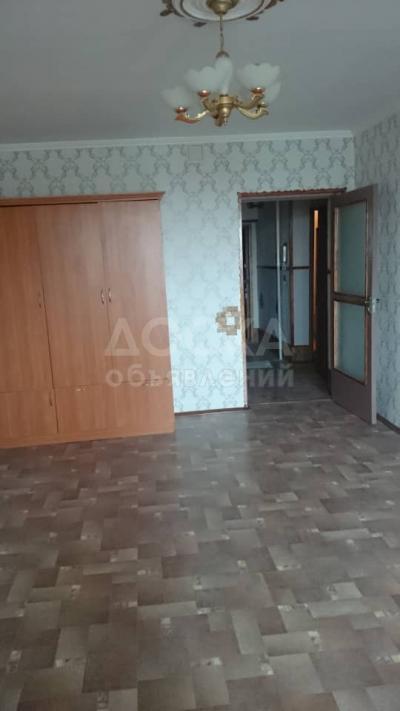 Продаю 1-комнатную квартиру, 36кв. м., этаж - 5/10, Срочно Московская/Ибраимова.