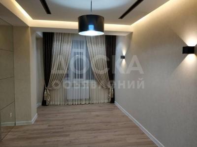 Продаю 2-комнатную квартиру, 54кв. м., этаж - 3/9, Уметалиева-Жибек жолу Оомат Дизайнерский Евроремонт .