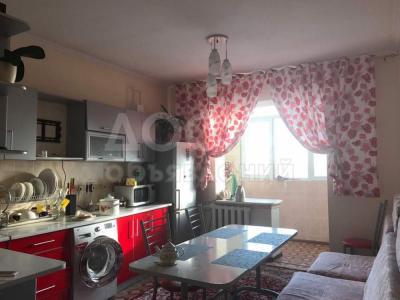 Сдаю 2-комнатную квартиру, 70кв. м., этаж - 9/9, 6 микрорайон (по набережной).
