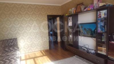 Продаю 4-комнатную квартиру, 100кв. м., этаж - 4/10, Кок-Жар.