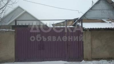 Продаю дом 3-комнатную 85кв. м., этаж-1, 6-сот., стена кирпич, ж/м Кара Жыгач.