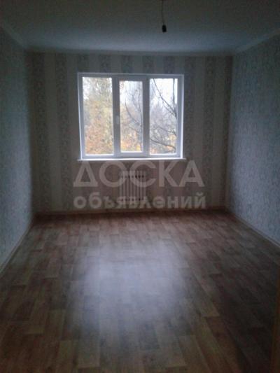 Продаю 1-комнатную квартиру, 49кв. м., этаж - 3/10, Срочно!! 11мкр, элитка, лоджия, с рем..