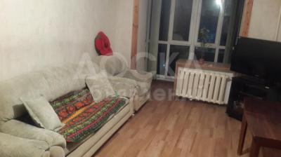 Продаю 3-комнатную квартиру, 57кв. м., этаж - 4/4, Пр. Манаса - Токтогула.