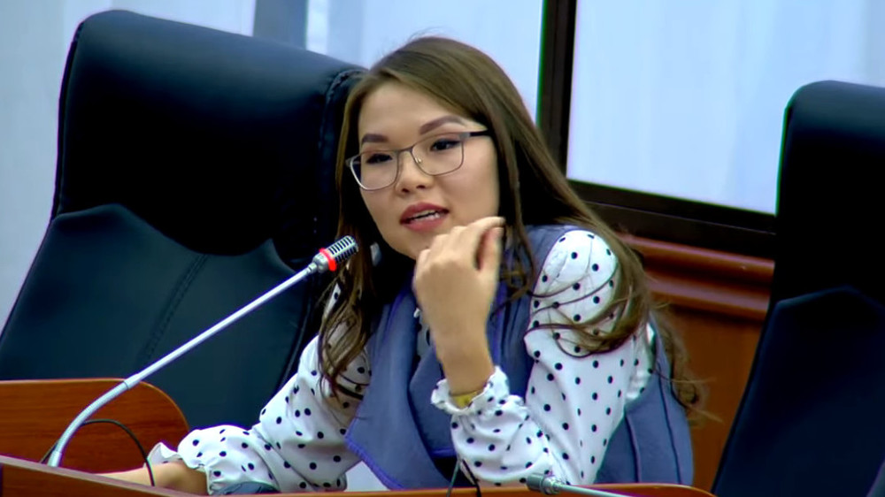 Учащаяся КГМА Адинай Казкулова