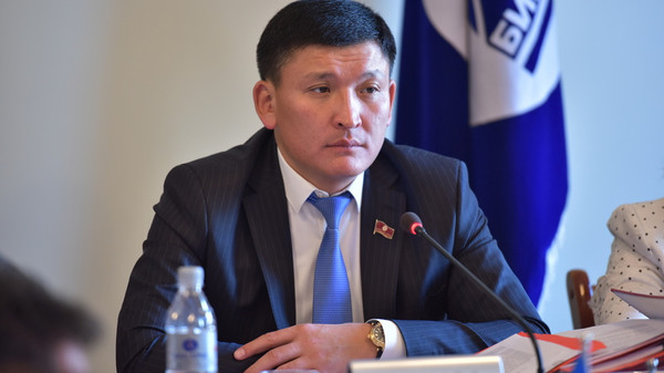 Депутат БГК Музуралиев ответил Тюлееву: За мной не стоит Бабанов, я озвучиваю вопросы горожан по детсадам