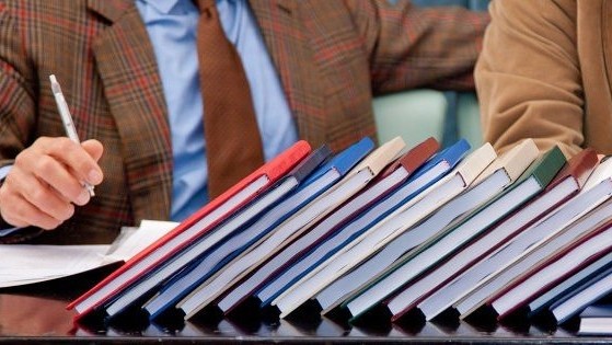 КРСУ и КГМА несколько лет игнорируют просьбу ВАК открыть диссертационные советы по русскому языку и эндокринологии