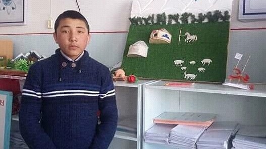 Школьник из Ак-Талинского района Д.Канатбек уулу занял 2 место на олимпиаде по ментальной арифметике в Сингапуре