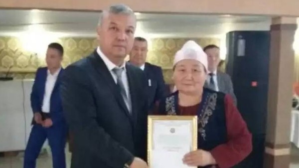 В Араванском районе 150 учителей поздравили с профессиональным праздником