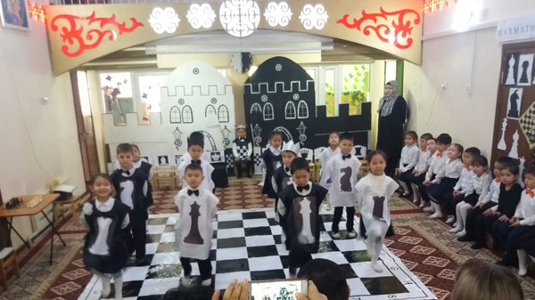Сокулуктагы бала бакчада «Шахмат дүйнөсүнө саякат» аттуу облустук семинар өткөрүлдү (сүрөт)