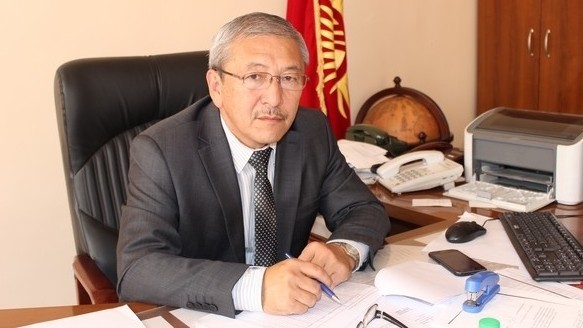 Илимдер академиясынын жаңы президенти Мурат Жуматаевди жамаатка тааныштырышты