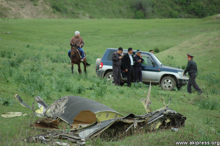 Крушение американского самолета в Кыргызстане (1)
