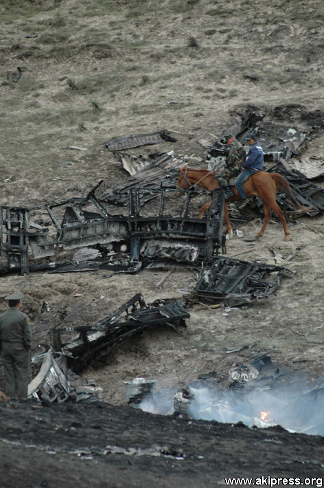 Крушение американского самолета в Кыргызстане (4)