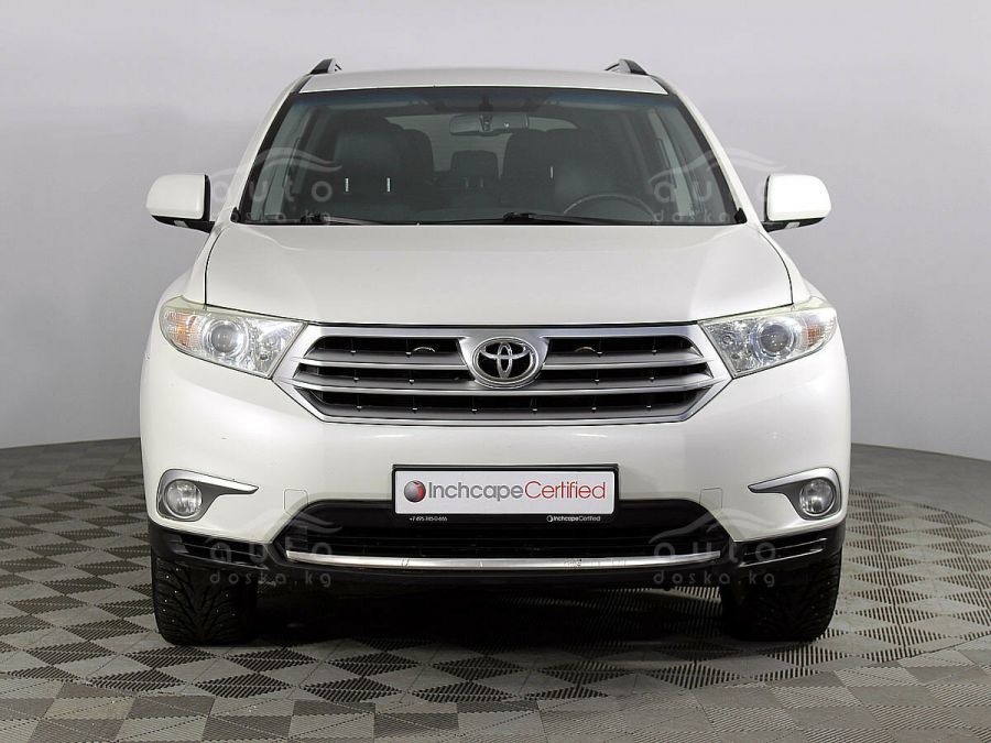 Хайлендер 4 поколения. Toyota Highlander 2 поколение Рестайлинг. Toyota Highlander 2011. Тойота хайлендер 4 поколения. Toyota Highlander 2011 белый.