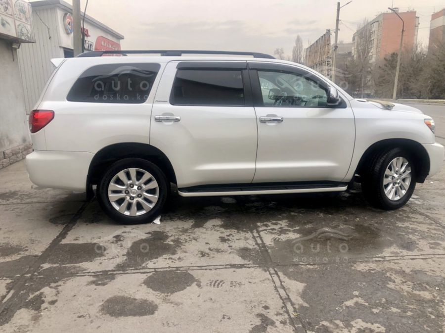 Toyota Sequoia 2016 Black