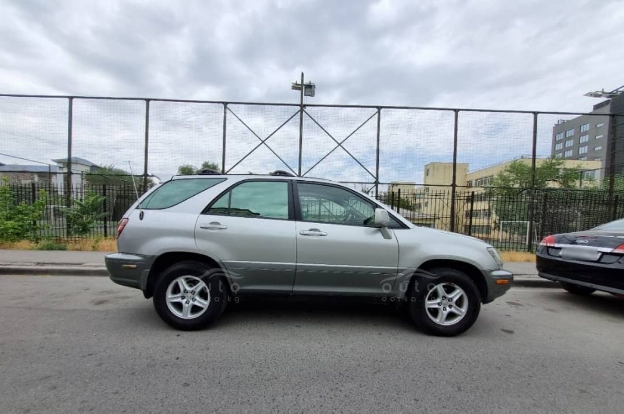 Скрипит руль lexus rx300